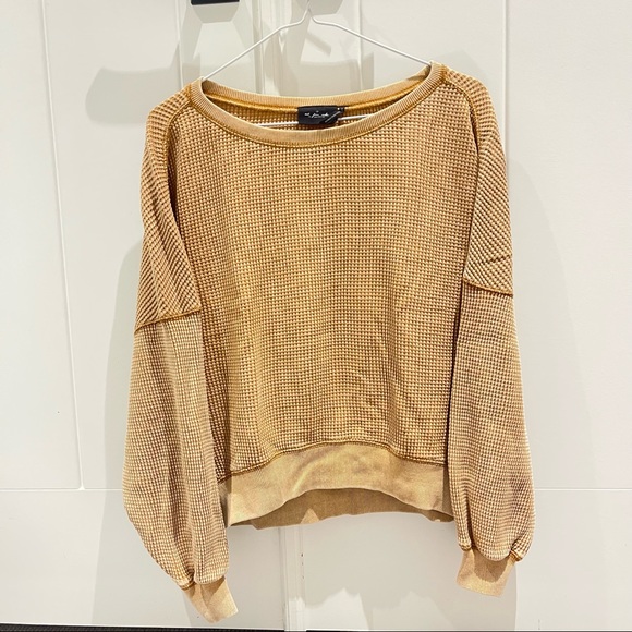 Urban Outfitters Out from Under Luciana Long Sleeve Top in Beige (XS) - Picture 6 of 10